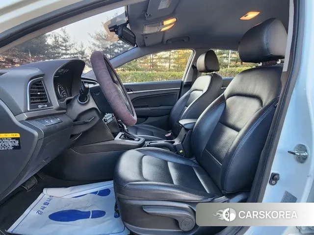 Hyundai Avante AD id 3571123 из Кореи 10