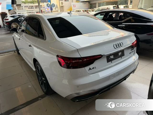 Audi A4L id 4359525 из Китая 10