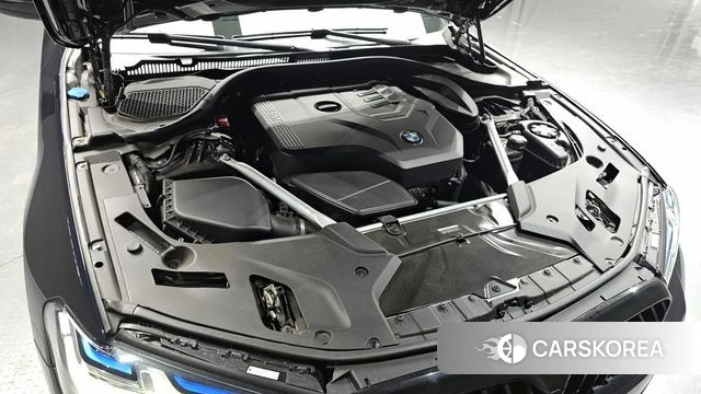 BMW 5 Series (G30) id 3940767 из Кореи 16