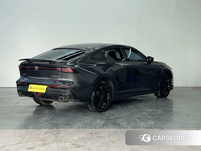 Chang'an UNI-V id 4393265 из Китая 16