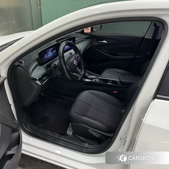 Buick Weilang 2023 Белый из Китая, фото 6