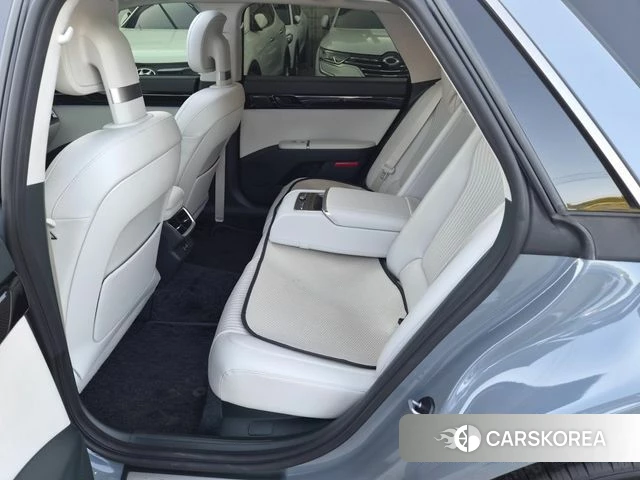 Hyundai Grandeur (GN7) id 4393585 из Кореи 16