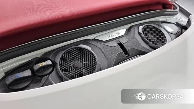 Porsche 911(992) id 3551909 из Кореи 16