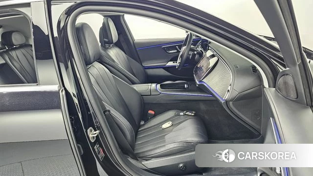 Mercedes-Benz E-Class W214 2024 Черный из Кореи, фото 6