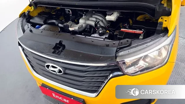 Hyundai The New Grand Starex id 3551844 из Кореи 16