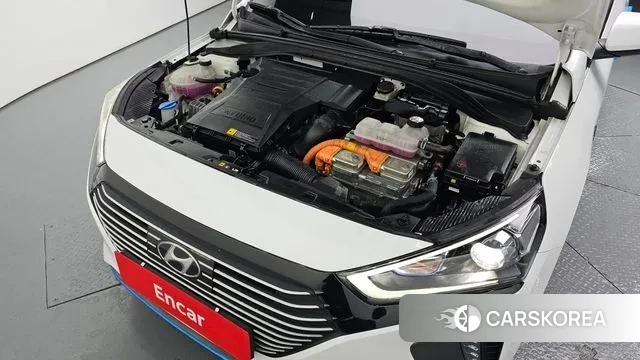 Hyundai Ionic Hybrid id 3703928 из Кореи 16