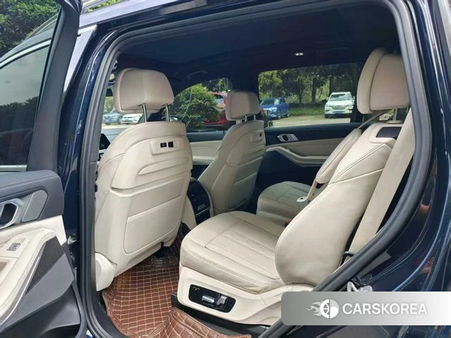 BMW X7 2022 Черный из Китая, фото 6