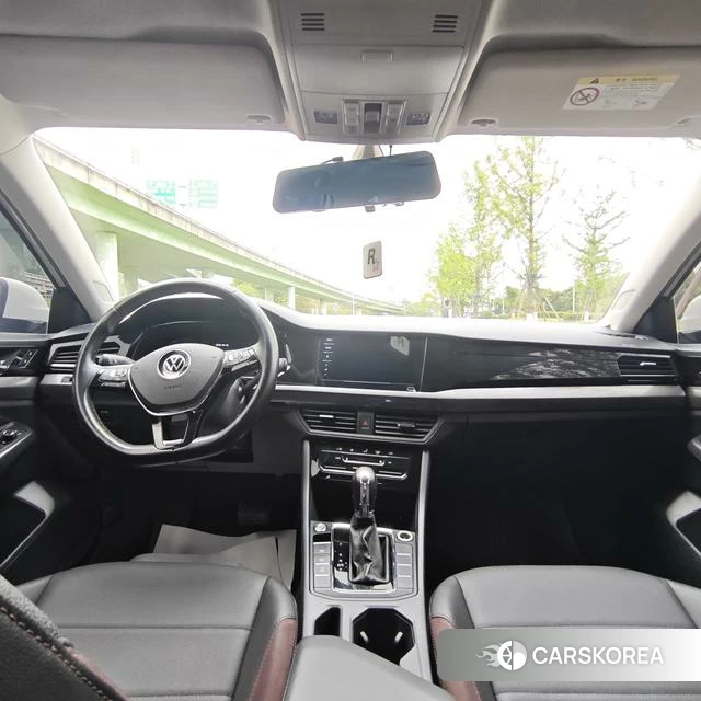 Volkswagen Bora 2021 Белый из Китая, фото 6