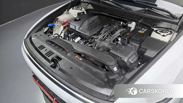 Hyundai Grandeur (GN7) id 2900422 из Кореи 16