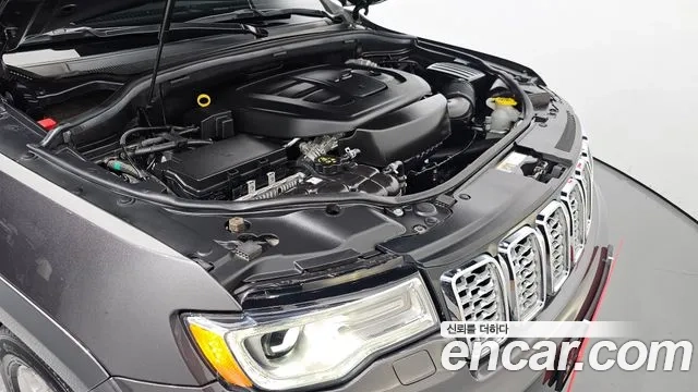 Jeep Grand Cherokee id 2880792 из Кореи 16