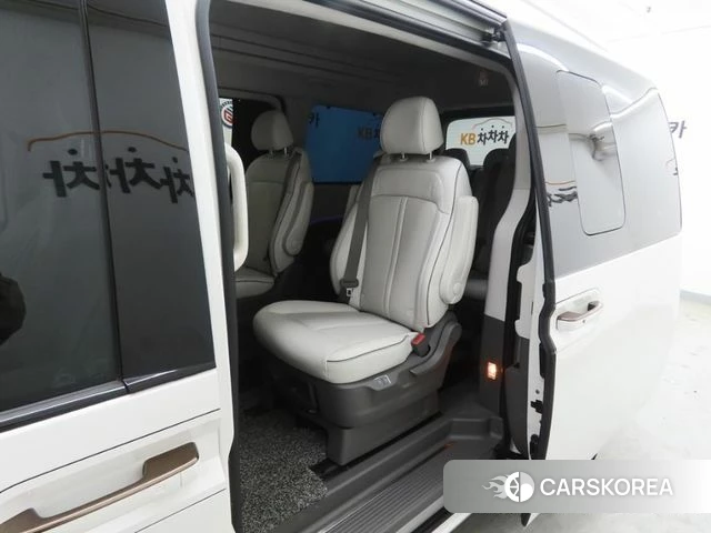 Hyundai Staria id 4178516 из Кореи 16