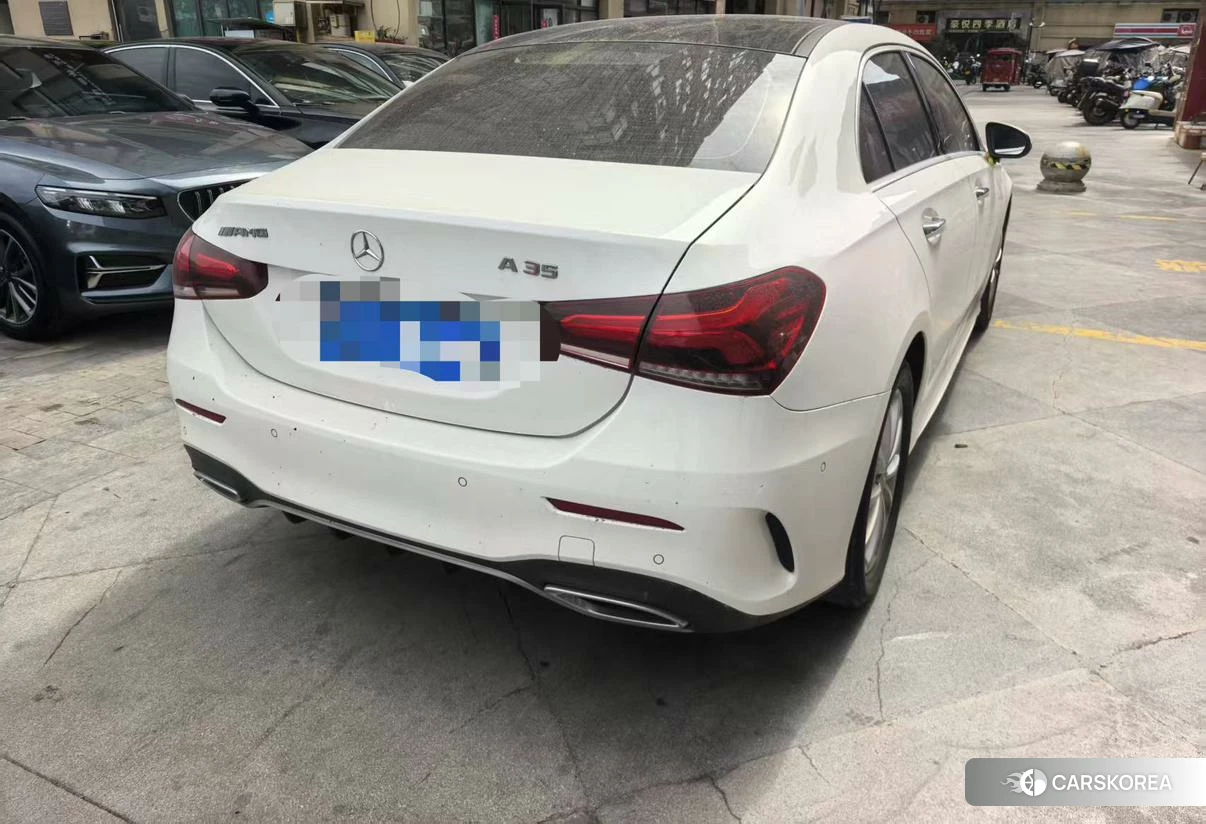 Mercedes-Benz Class A 2021 Белый из Китая, фото 6