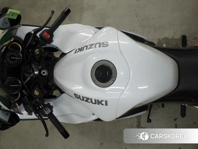 Проданный Suzuki GSX1300R HAYABUSA id 4000287 из Японии, фото 20