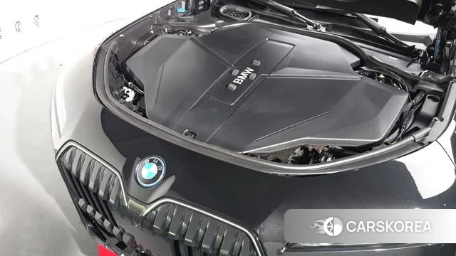 BMW i7 (G70) id 3487117 из Кореи 16