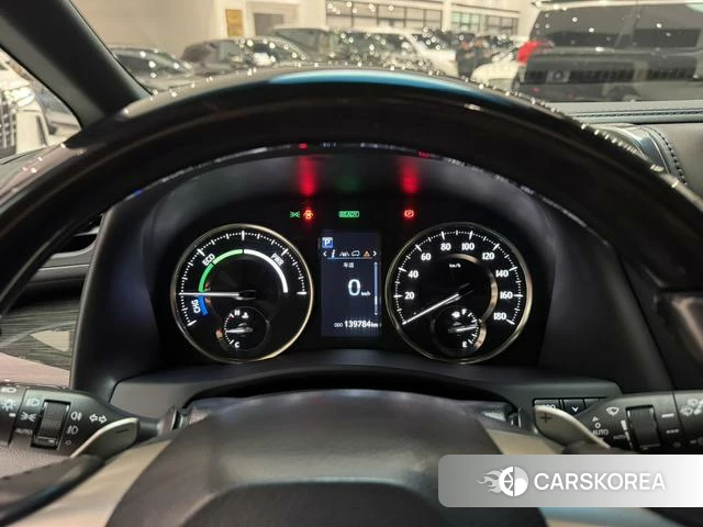 Lexus LM id 4258816 из Китая 14
