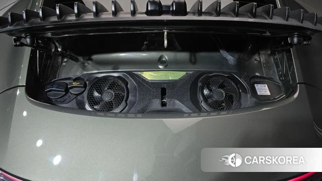 Porsche 911(992) id 3954717 из Кореи 16