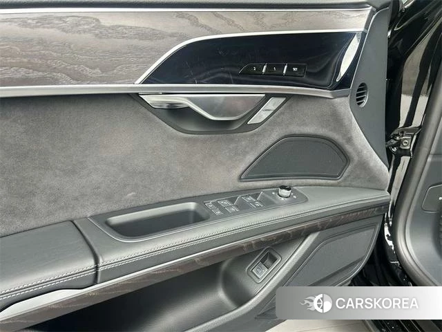 Audi A8 id 4261529 из Китая 11
