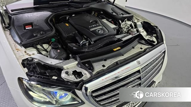 Mercedes-Benz E-Class W213 id 4604839 из Кореи 33