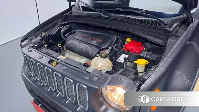 Jeep Renegade id 2966471 из Кореи 16