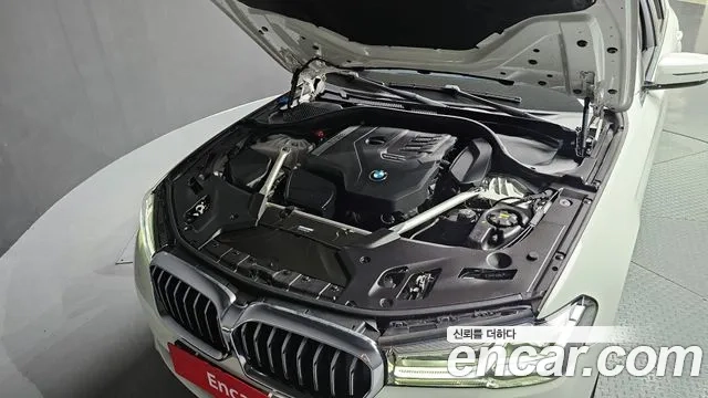 BMW 5 Series (G30) id 2858030 из Кореи 16