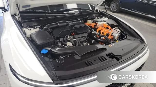 Hyundai Grandeur Hybrid (GN7) id 3419986 из Кореи 16