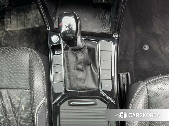 Volkswagen Passat id 4353242 из Китая 9