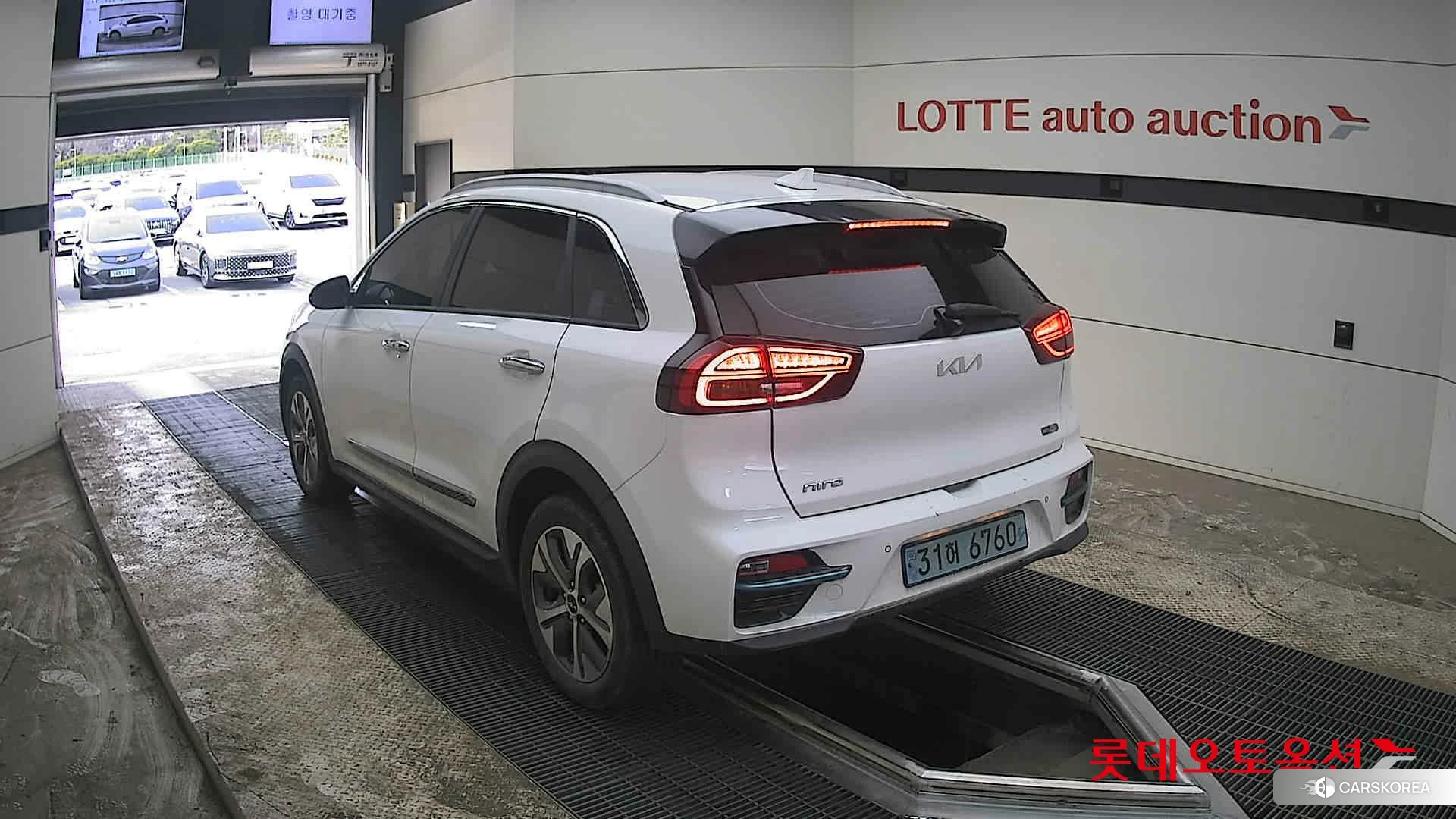 Kia Niro EV id 3875737 из Кореи 34