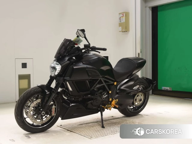 Проданный Ducati DIAVEL DARK 2015 из Японии, фото 4