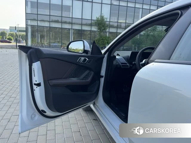 BMW 2 series id 4273781 из Китая 10