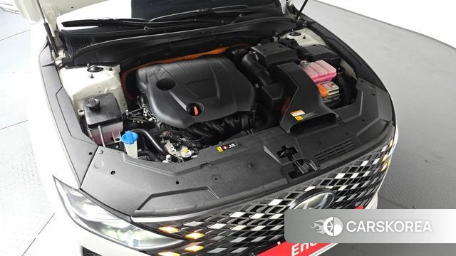 Hyundai The New Grandeur IG Hybrid id 4231077 из Кореи 32