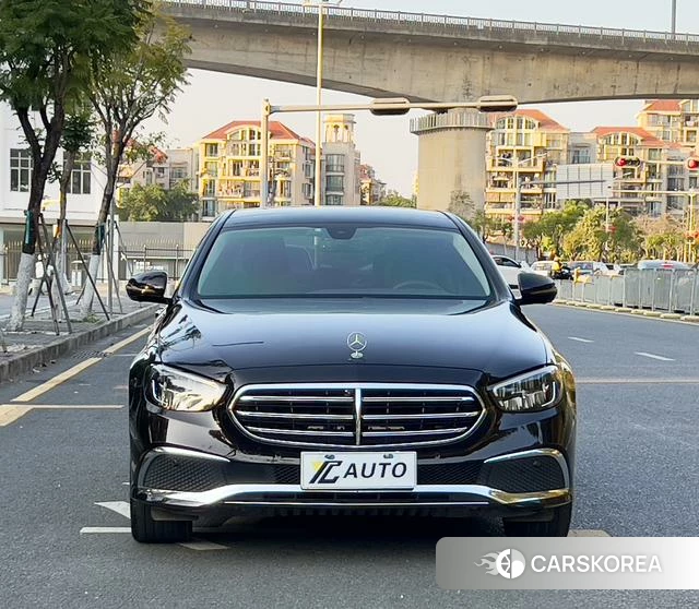 Mercedes-Benz E-class id 4306866 из Китая 14