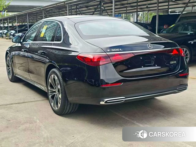 Mercedes-Benz E-class id 3969189 из Китая 18