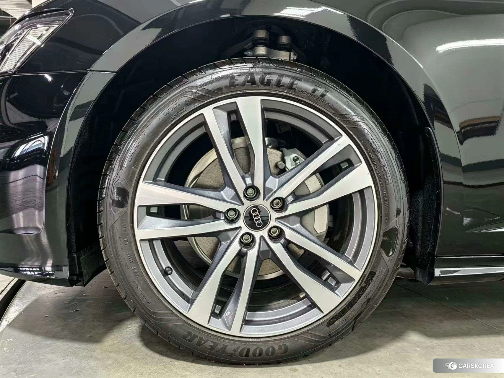 Audi A6L id 4461821 из Китая 13