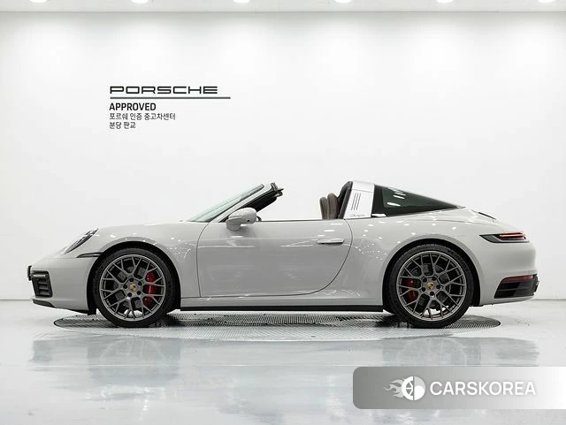 Porsche 911(992) id 4349328 из Кореи 15
