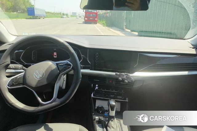 Volkswagen Passat id 4297250 из Китая 13
