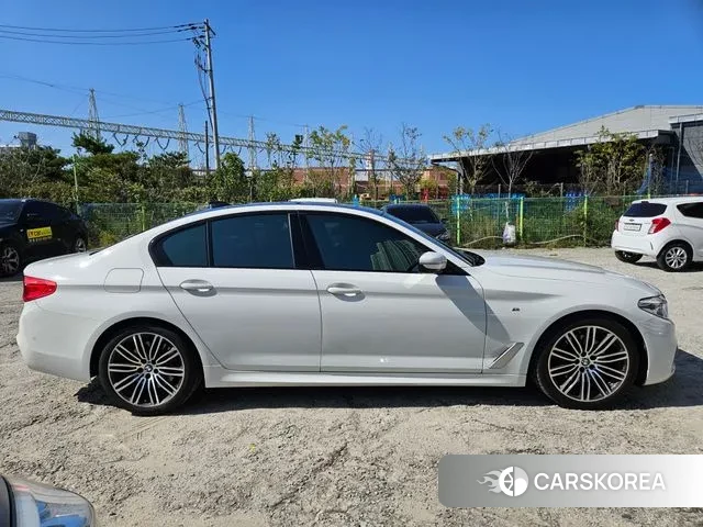 BMW 5 Series (G30) id 3275320 из Кореи 16