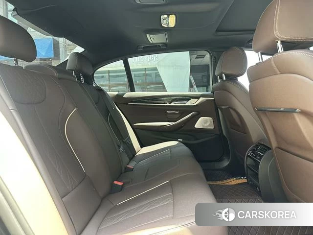 BMW 5 series id 4273343 из Китая 13