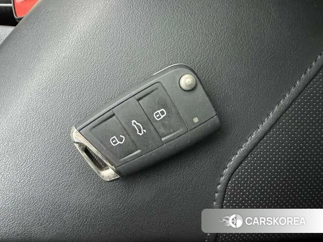 Volkswagen Sagitar id 4290321 из Китая 24