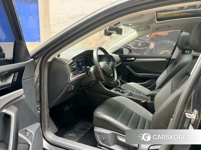 Volkswagen Sagitar 2021 Темно-серый из Китая, фото 6