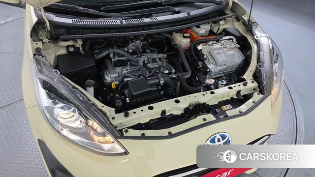 Toyota Prius C id 4285911 из Кореи 27