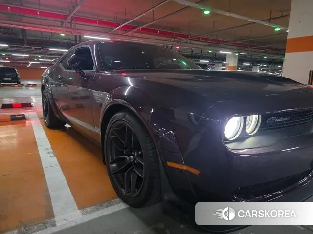 Dodge Challenger id 3777587 из Кореи 16