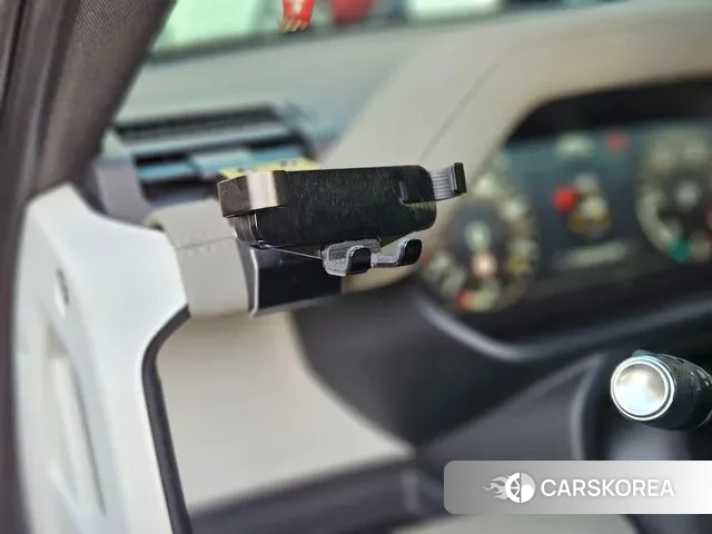 Land Rover Defender (L663) id 3064347 из Кореи 13