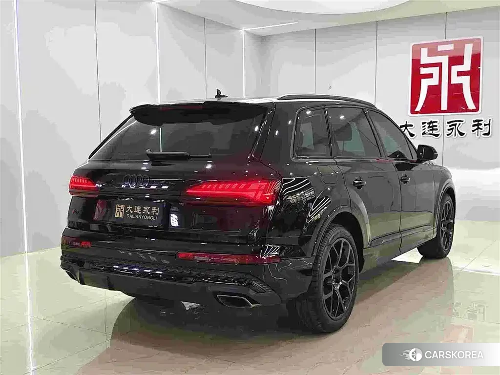 Audi Q7 id 4601928 из Китая 14