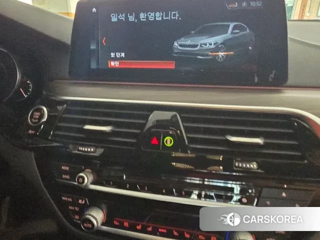 BMW 5 Series (G30) id 2977281 из Кореи 8