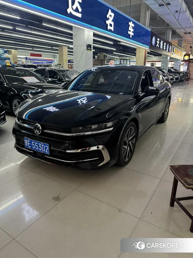 Volkswagen Magotan 2025 Черный из Китая, фото 6