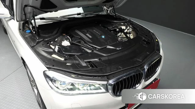 BMW 7 Series (G11) id 4684304 из Кореи 16