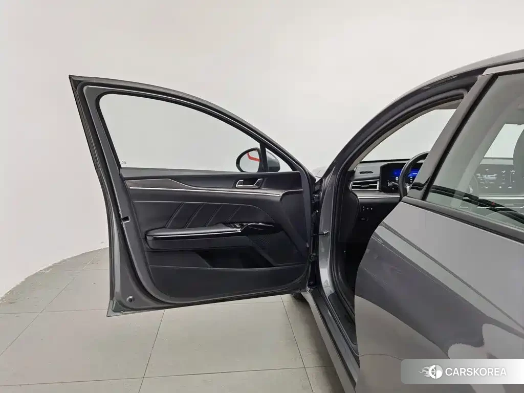 Kia K5 id 4599803 из Китая 20
