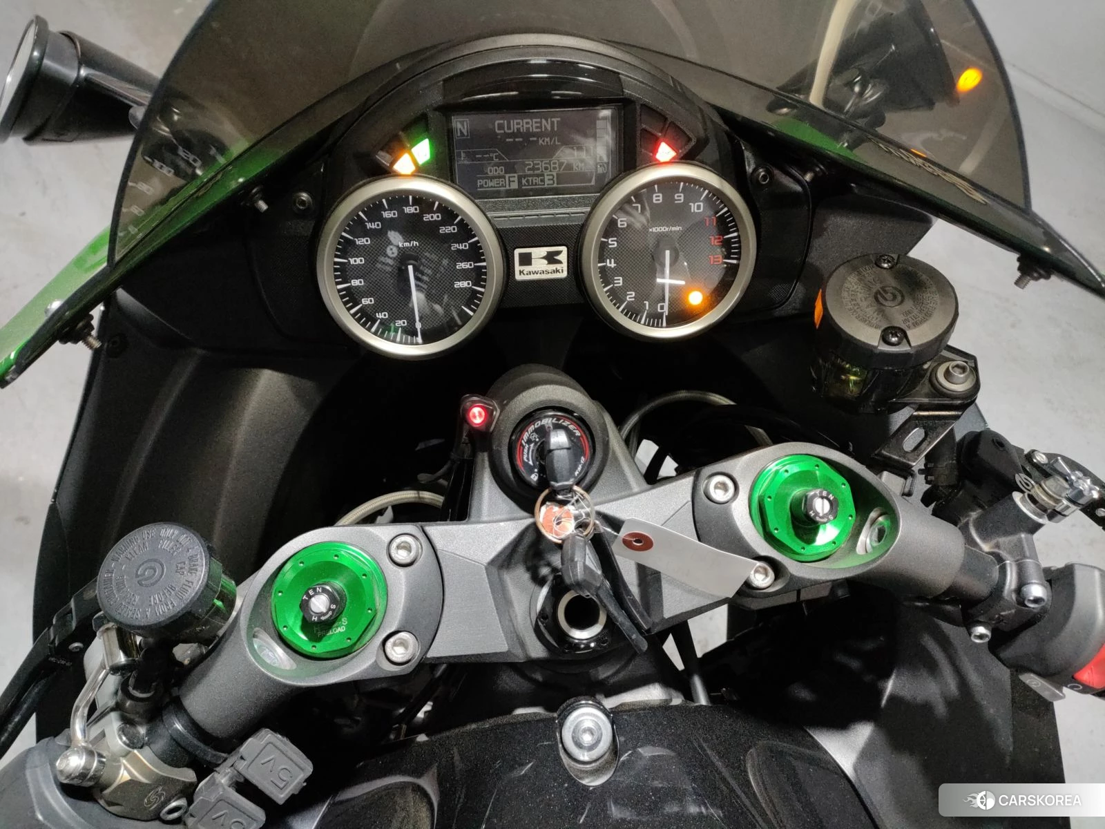 Kawasaki ZX-14R NINJA id 3946800 из Японии 6