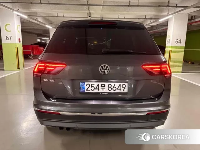 Volkswagen Tiguan second Generation 2020 Серый из Кореи, фото 6