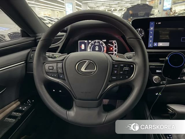 Lexus ES id 4314034 из Китая 7